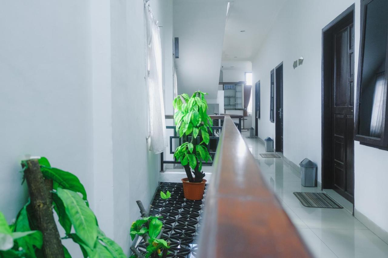 Lia Syariah Pettarani Wisma tamu