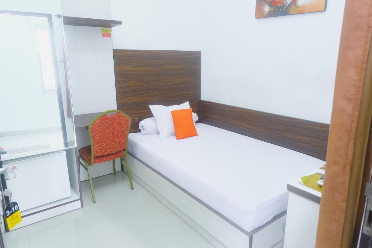 Lia Syariah Pettarani 2* Makassar